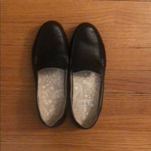 Women’s OluKai loafers